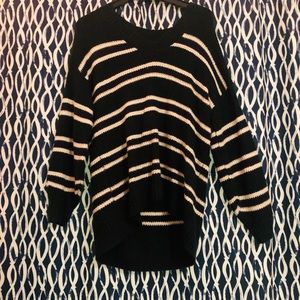 American eagle green and white sweater